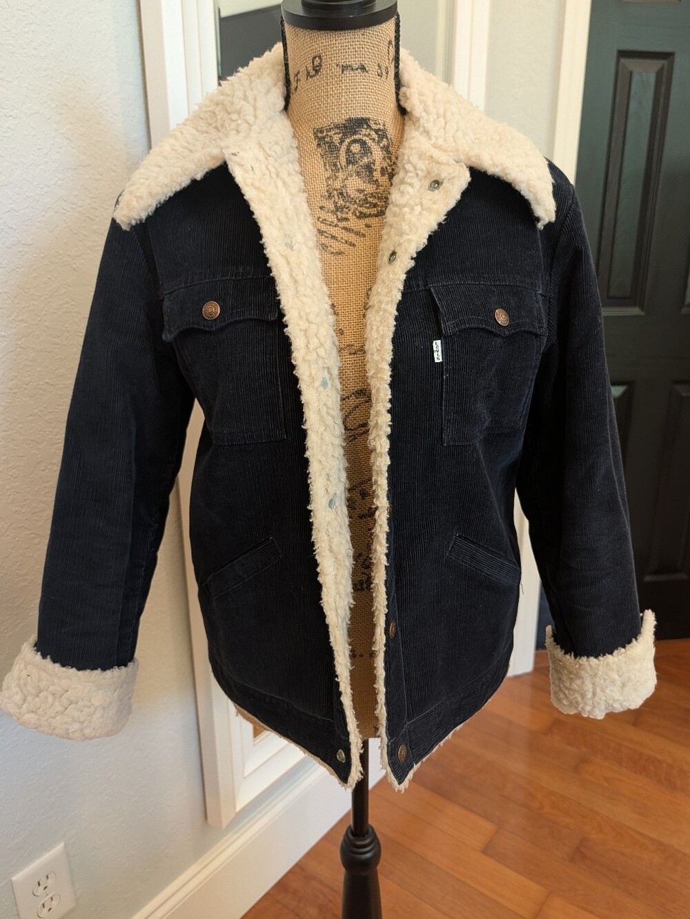Vintage 1970s-1980s Levi's Navy Blue Corduroy and Sherpa Trucker Jacket